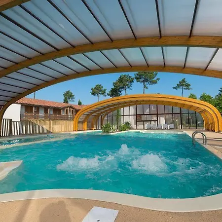 Les Du Holiday park 3*